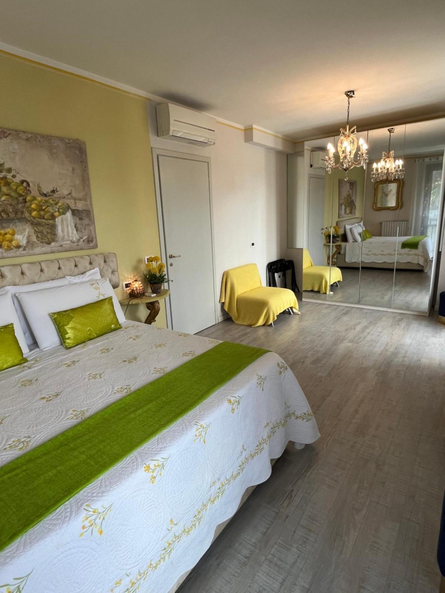 דסנזאנו דל גארדה Garda Blue Lake Home Luxury Appartment מראה חיצוני תמונה