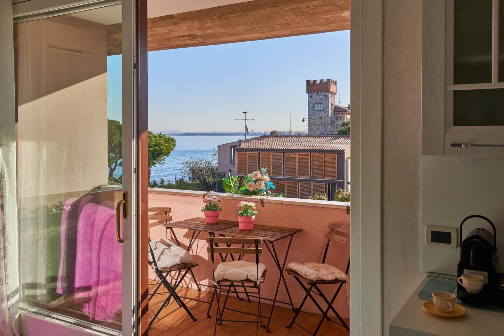 דסנזאנו דל גארדה Garda Blue Lake Home Luxury Appartment מראה חיצוני תמונה